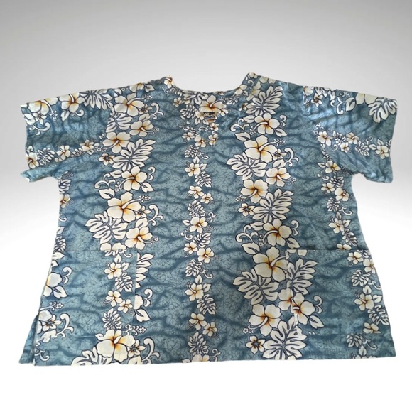 Hawaiian Togs Medical Scrub Pullover Floral Print Top Size 2X - Picture 3 of 16